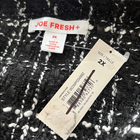 Classic Black and White Cool Weather Knitted Dress - Picture 2 of 9